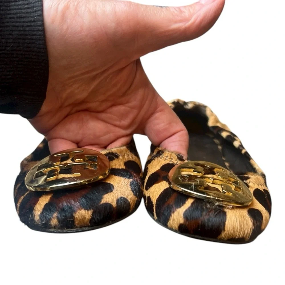 Tory Burch Reva calf skin leather leopard print slip on ballet flat shoes sz 6.5